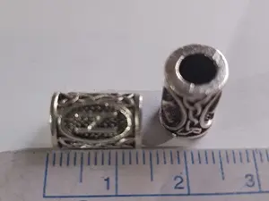 бусина руна