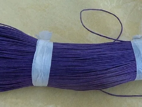 Шнур в пасмі