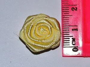 Атласная розочка