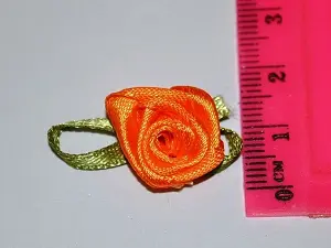 Атласная розочка