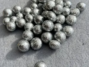 Шарики пенопластовые с глиттером