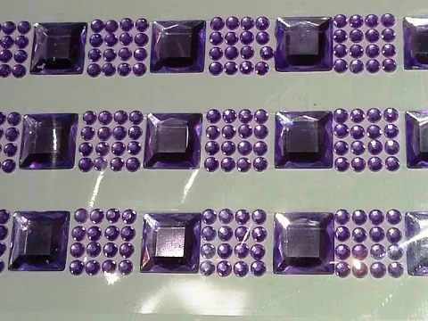 Стікер Стрази