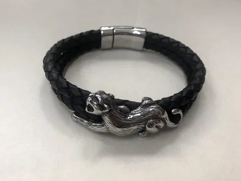 Браслет из кожи