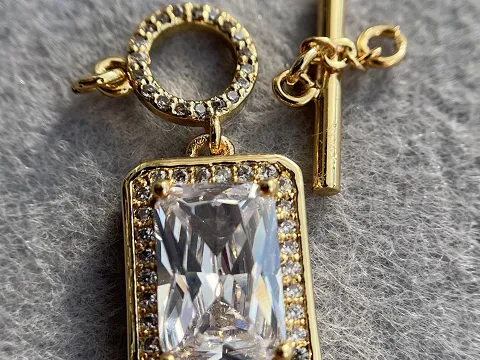 Застежка-тогл с подвеской