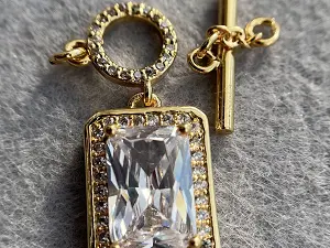 Застежка-тогл с подвеской