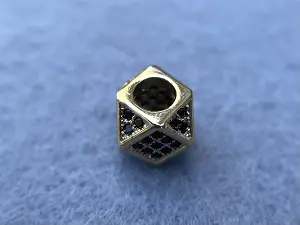 Бусина
