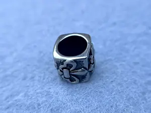 Бусина