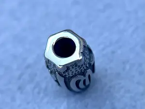 Бусина