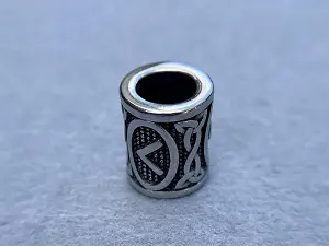 Бусина Руна