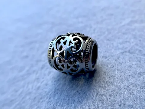 Бусина
