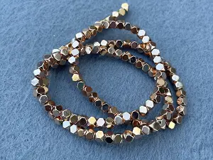 Гематит Кубик-3мм