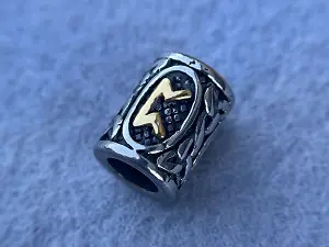 Бусина Руна (Перт)