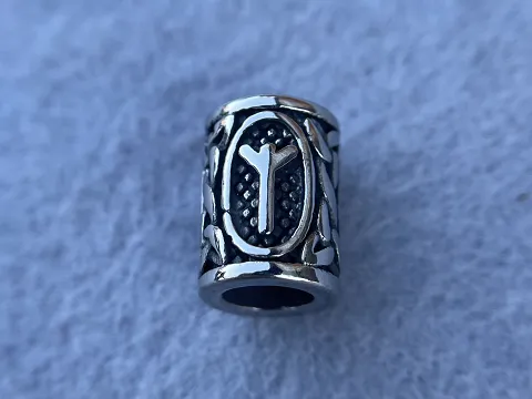 Бусина Руна (Альгиз)