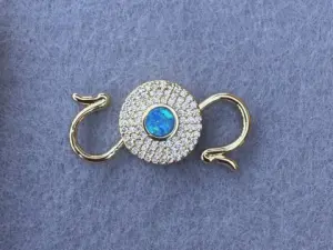 Карабин двойной с  опалом и цирконием