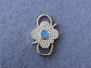 Карабин двойной с  опалом и цирконием