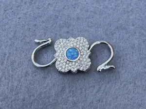 Карабин двойной с  опалом и цирконием