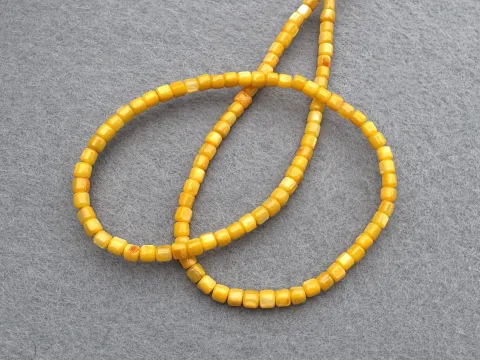 Перламутр кольоровий - 3*4 мм