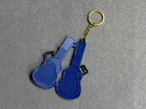 Брелок Гітара надрукований на 3Д принтері