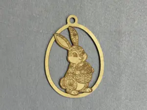 Підвіска з фанери "Великодній заєць"